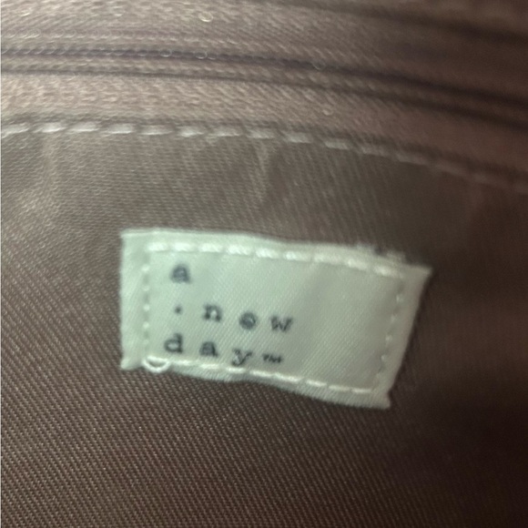 A New Day brand Python-Pattern Tote Handbag in Brown and Tan - Picture 3 of 7